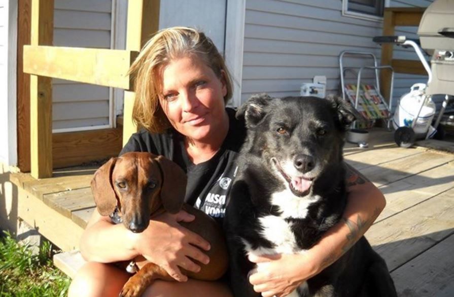 Laurie Thompson (Facebook)